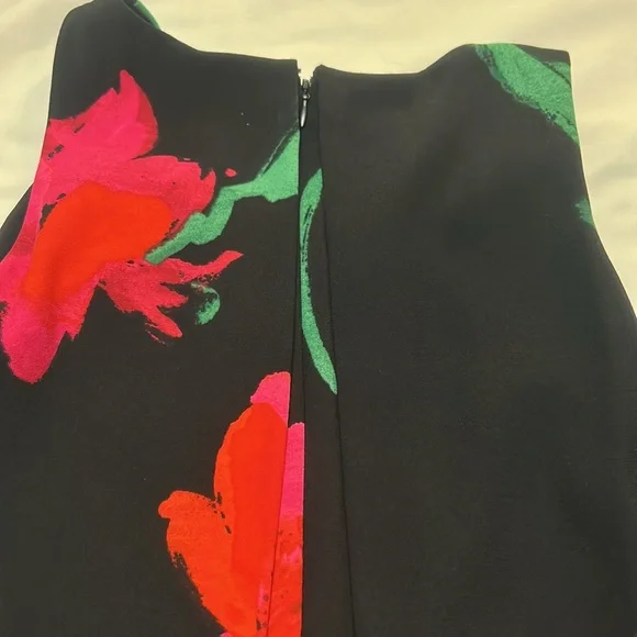 Ralph Lauren Floral Women’s Mini Black and Pink size 10 - Picture 8 of 8